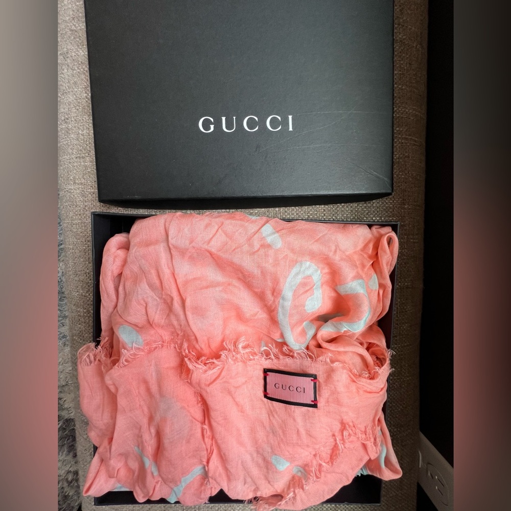 GUCCI GHOST SCARF